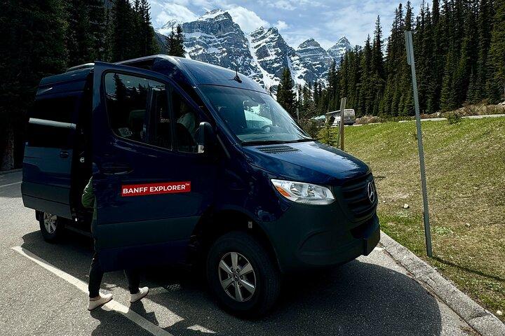 Banff & Canmore: Billig Shared Shuttle til Calgary Lufthavn