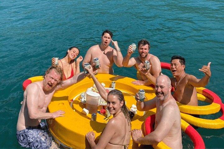 Explorando Isla Hopping Tour, buceo y flotación Nha Trang
