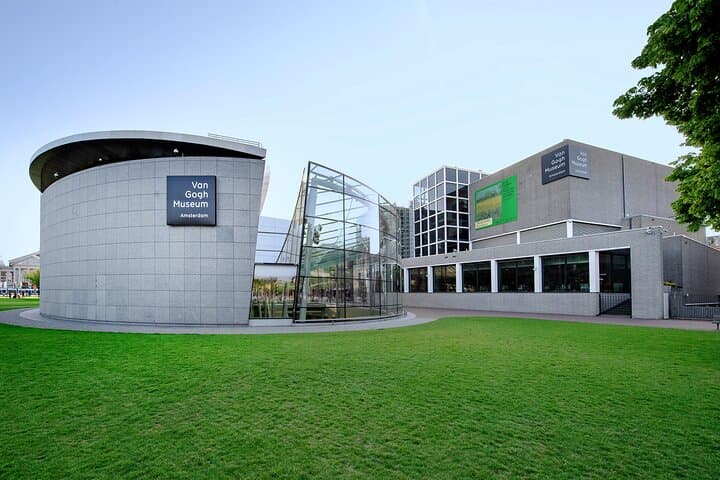 Combo Ticket: Van Gogh Museum Ticket and 1-Hour Canal Cruise