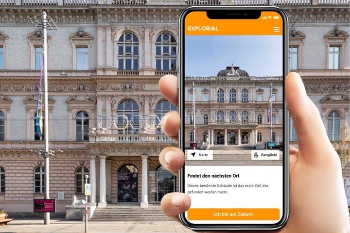 Innsbruck Tour a piedi autonomo della città e caccia al tesoro