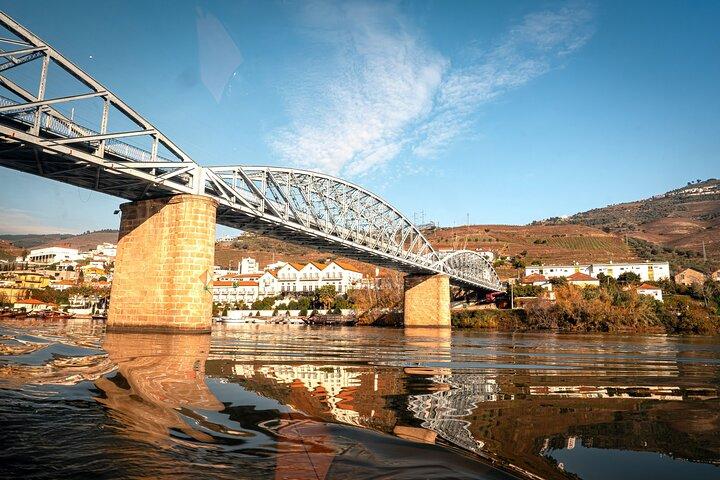 Visite privée de la vallée du Douro : Boutique Winery & River Cruise