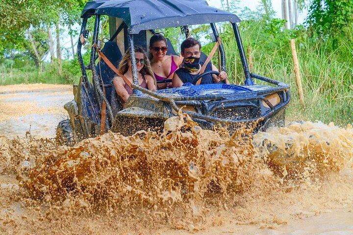 Punta Cana Buggy Adventure Playa Macao e Duna com Safari.