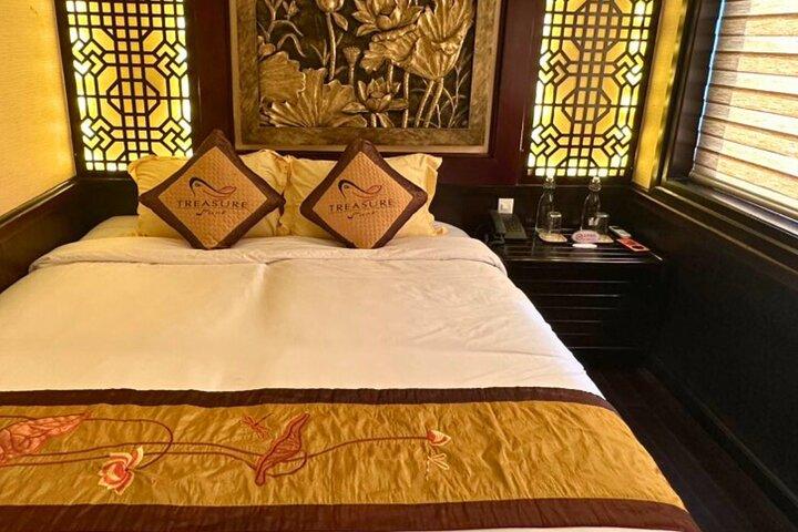 2-dages Bai Tu Long Bay Cruise Tour i Vietnam