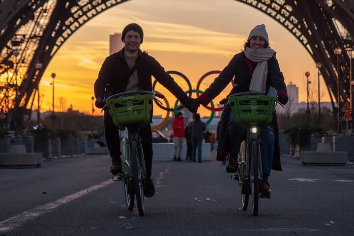 Sunrise Biking Tour: Paris Before the Crowds