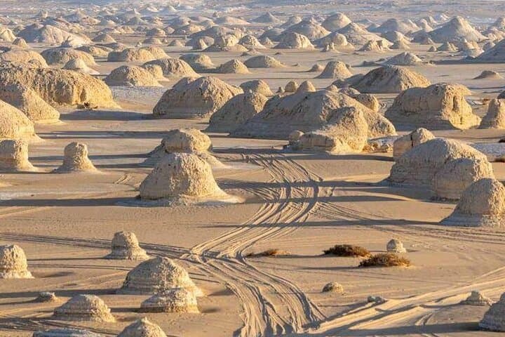 2 Days All Inclusive White and Black Desert Safari from Cairo