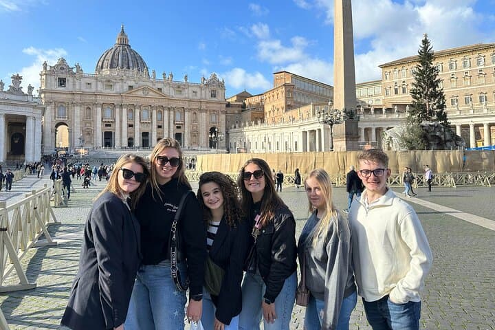 Vatican Museums, Sistine Chapel & St.Peter Basilica Private Tour