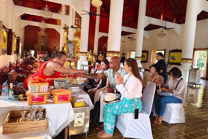 Visite à pied du temple de Chiang Mai et méditation avec un ancien moine 1