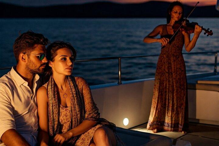 Istanbul Bosphorus Night Cruise Experience on Luxury Yacht