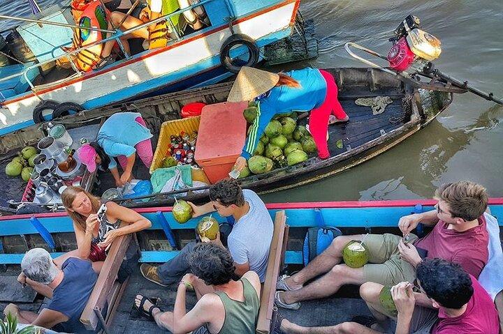 HCM: Mercado flutuante do Delta do Mekong de 2 dias com culinária e passeio de bicicleta