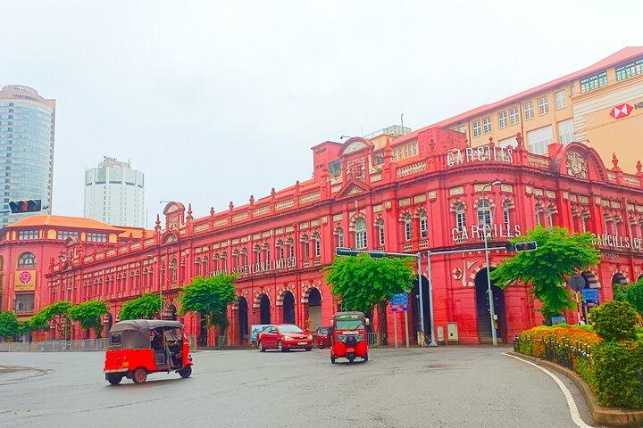 Colombo City Fly in un Tuk Tuk privato (Inclusione di tutti i prezzi)