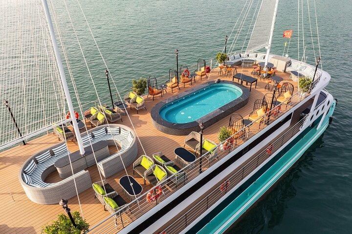 De Tuan Chau: Luxo Ha Long Bay Day Cruise com almoço de buffet