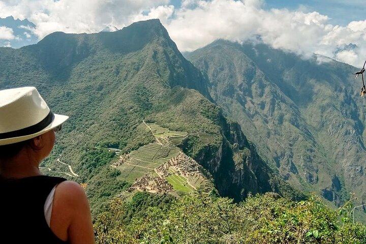 Explorez le Pérou en 8 jours : Lima, Huacachina, Nazca et le Machu Picchu