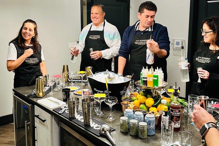 Hands On Cocktail Class Erlebnis in West Palm Beach