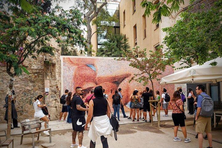 Barcelona Old City and Hidden Gems Private Walking Tour