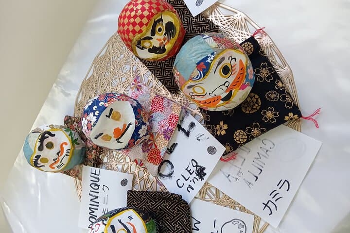 Daruma Workshop by Making your Own Japanese Souvenir in Shinjuku