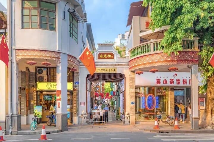 Guangzhou Day Tour from Hong Kong