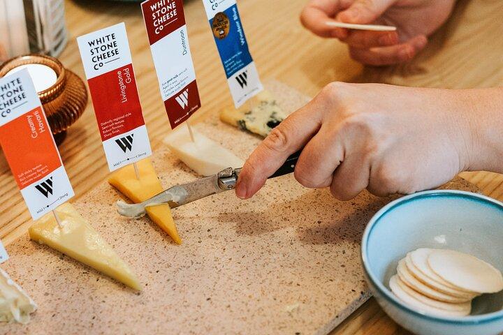 Whitestone Cheese Co Factory: tour guidato con formaggio e vino