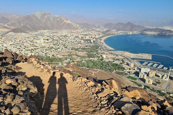 Wanderung Al Rabi Trail mit einem malerischen Abenteuer in Khor Fakkan