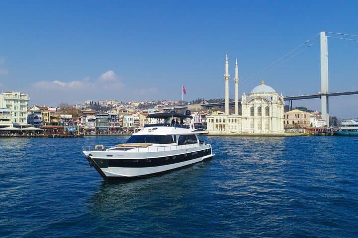 Istanbul Private Luxury Yacht Experience on the Bosphorus