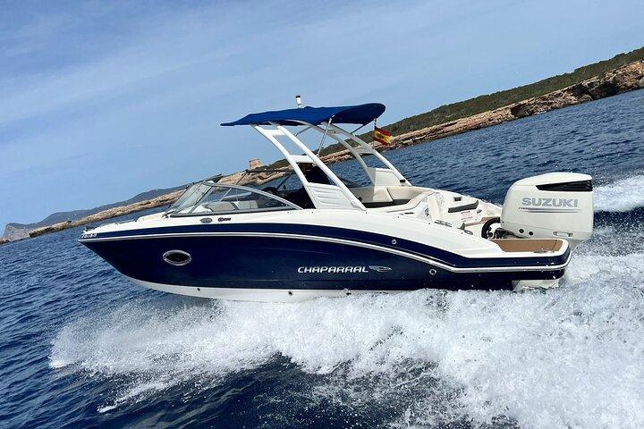 Ibiza: Excursion privée en bateau avec plongée et coucher de soleil