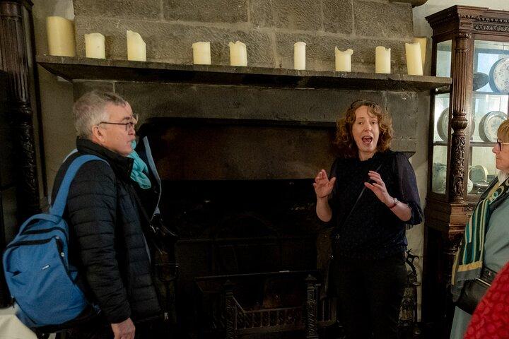 Visite privée de l'histoire sombre d'Ennis avec le Dr Jane O'Brien (1-6 personnes)
