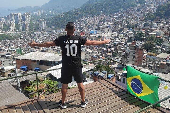 Découvrez la Favela de Rocinha.
