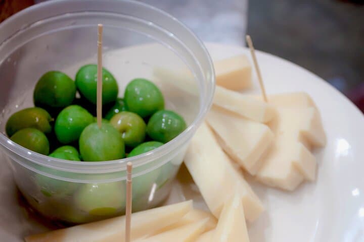 Original NYC Guided Food Tour of Chinatown and Little Italy