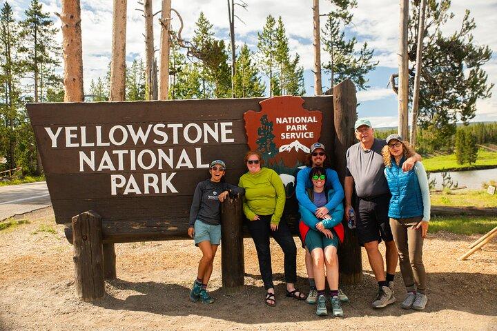 Yellowstone Full Day Privétour & Wandeling - Ophalen bij Jackson