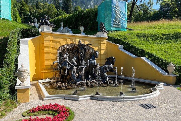 Tour privado de Neuschwanstein e Castelo Linderhof a partir de Munique