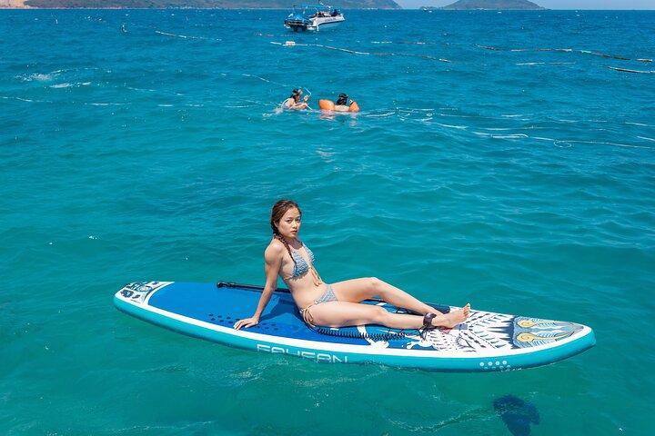 Tour de snorkel, pesca e isla de Nha Trang con barbacoa