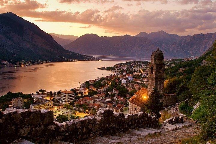 Privat transfer fra Tivat lufthavn til Kotor