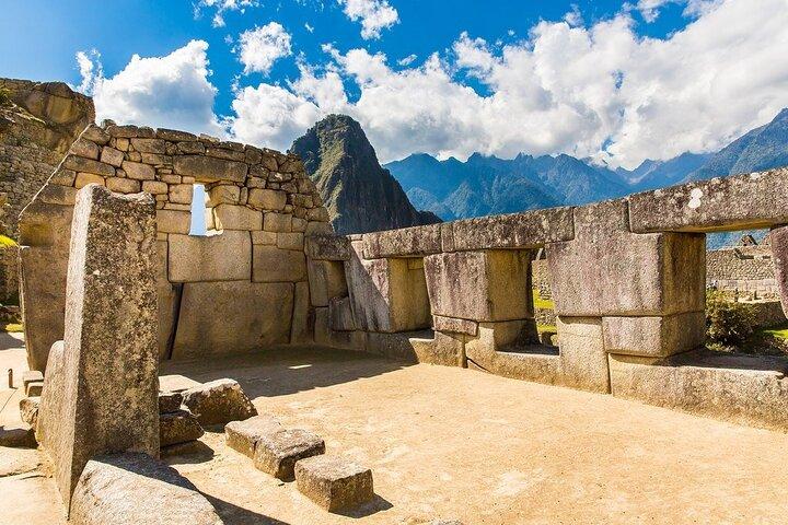 Linha Nazca Uros Titicaca e Machu Picchu Essential Peru 14 Dias