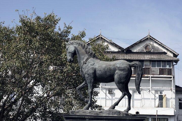 ムンバイ・ヘリテージ・ウォーク:ビクトリア朝ゴシック&アールデコ様式のユネスコ世界遺産