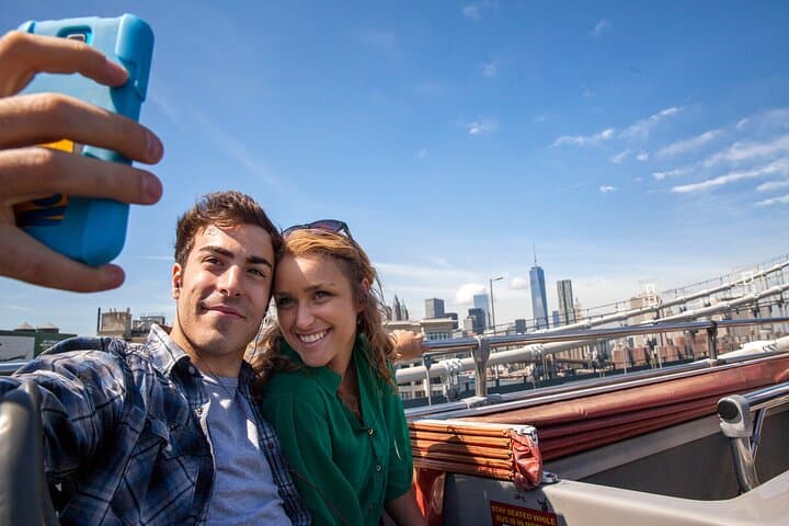 New York: Empire State Building & Hop-on Hop-off Sightseeing Tour
