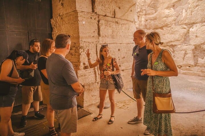Private Extended Colosseum & Roman Forum With SUPER Sites Tour