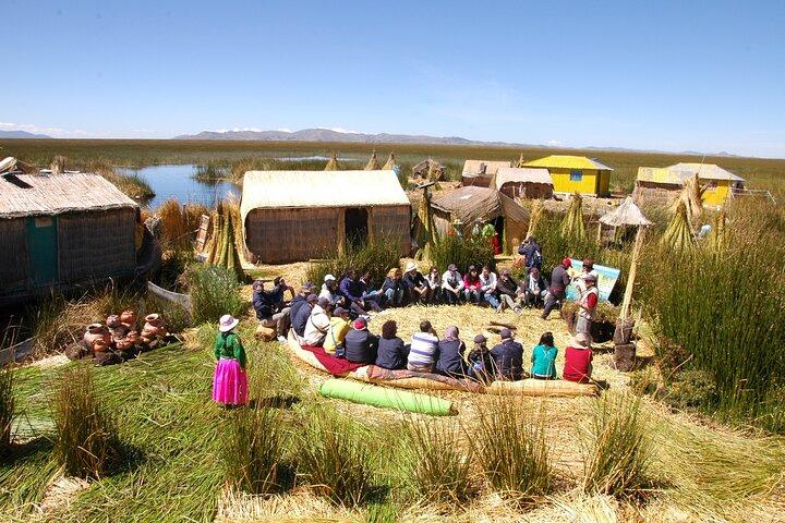 Tour pelas Ilhas Titicaca: Uros, Amantani e Taquile