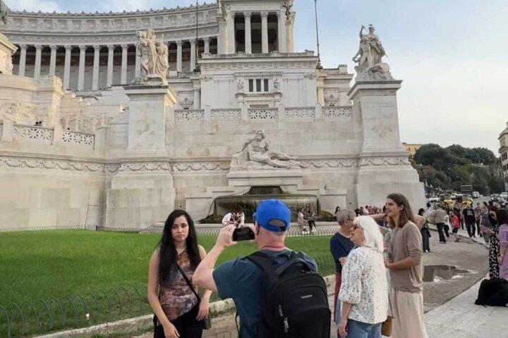 3 Hours Private Rome City Tour by Van with Hotel Pickup