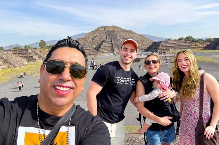 Teotihuacan Private Tour with Local Guide & Tickets