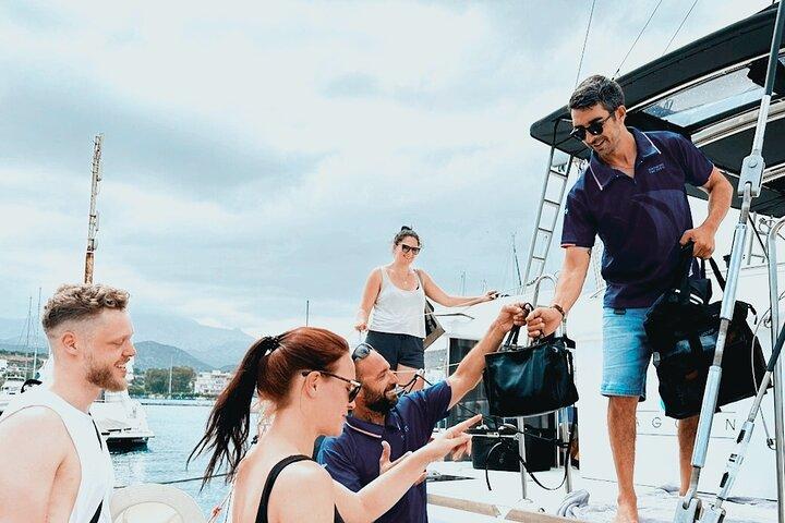 Heraklion privat segling Katamaran kryssning till Dia med lunch