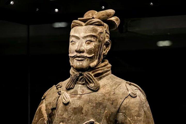 Tour privato in auto all'esercito di terracotta e alle attrazioni di Xi'an Ctiy