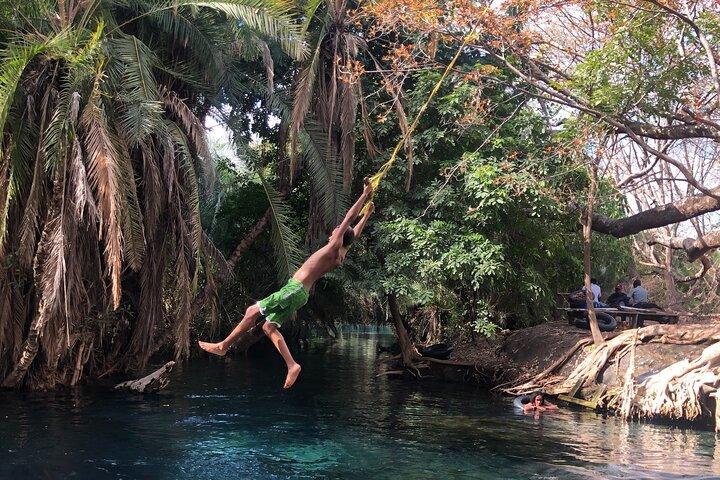 Dagtrip Materuni Watervallen Chemka Hotsprings Moshi Tz