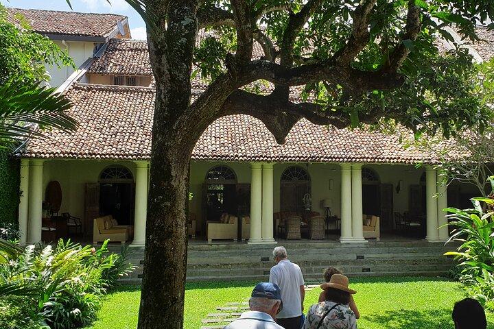 Galle Fort Walk with Glamorous Stories