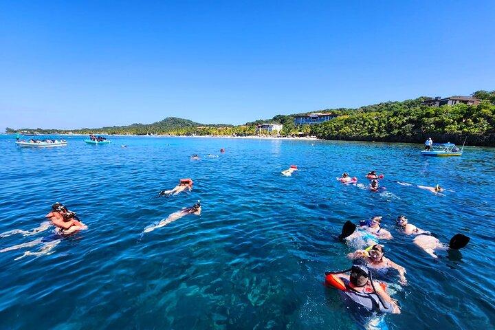 Roatán Pontón Snorkeling y West Bay Beach