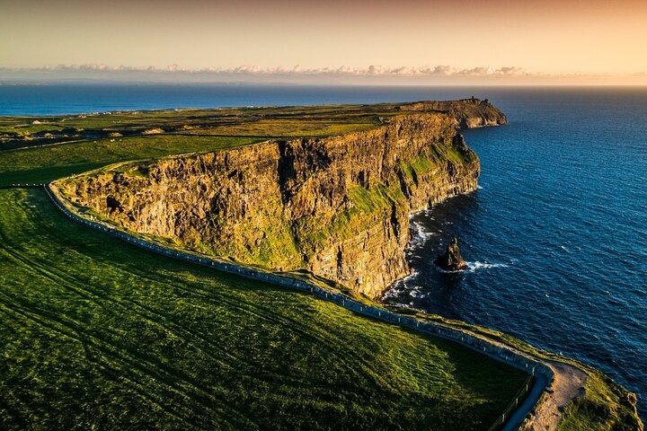 Dublin a Cliffs of Moher, Ennis e Historic Limerick Day Tour