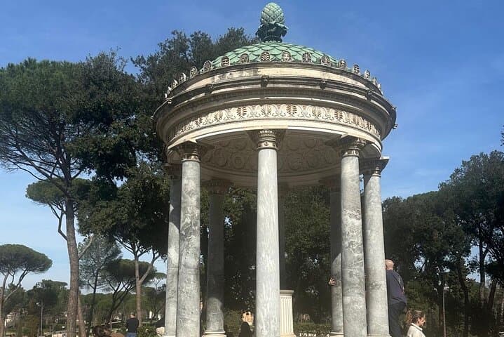 Tour at Villa Borghese ,Hotel pick-up, custom timetable