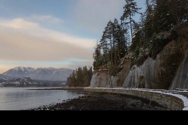 Esplora Stanley Park sui monopattini elettrici