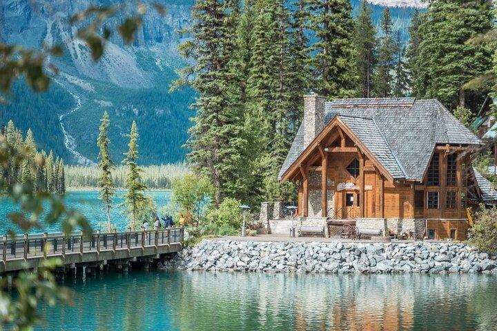 Anmeldelse af Emerald Lake Escape Day Tour Hoteller i nærheden af Waterfalls & Canyon Wonders