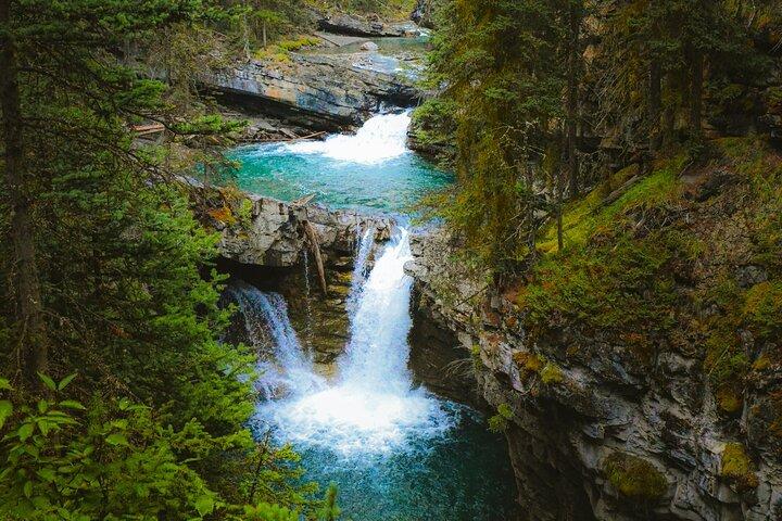 Anmeldelse af Emerald Lake Escape Day Tour Hoteller i nærheden af Waterfalls & Canyon Wonders