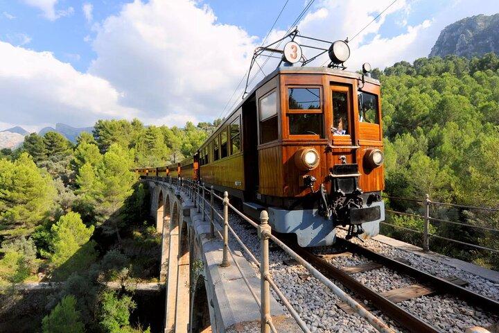 Visite en train et tramway à Sóller et au port de Sóller