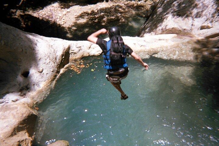 De 27 vattenfallen i Damajagua, Puerto Plata, DR